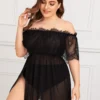 Nuisette noire épaules dénudées et coupe ample