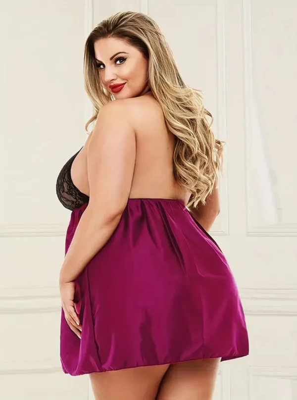 Nuisette satin bordeaux dos nu et dentelle noire (vue de dos)