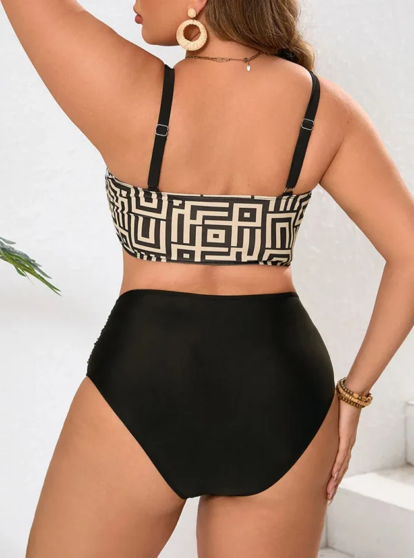 Bikini grande taille sculptant sans fermeture – GeoGlow (blanc, vue de dos) Bikini grande taille sculptant sans fermeture – GeoGlow