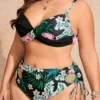 Maillot de bain grande taille 2 pièces – taille haute sculptante (noir et vert, profil) Maillot de bain grande taille 2 pièces – taille haute sculptante