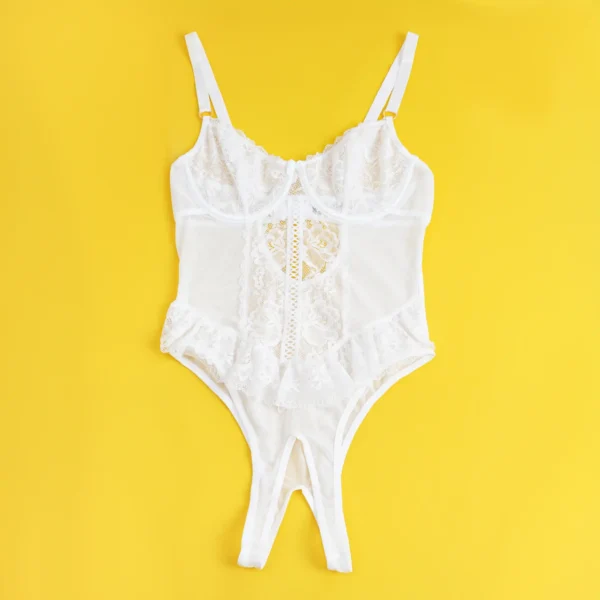 Body dentelle blanc volanté à armatures (2) Body dentelle blanc volanté à armatures