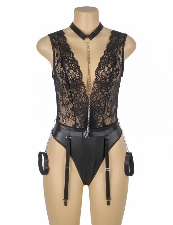 Body effet cuir décolleté V et porte jarretelles (6) Body effet cuir décolleté V et porte-jarretelles