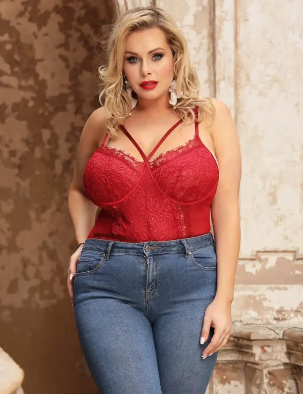Body rouge grande taille en dentelle (2) Body rouge grande taille en dentelle