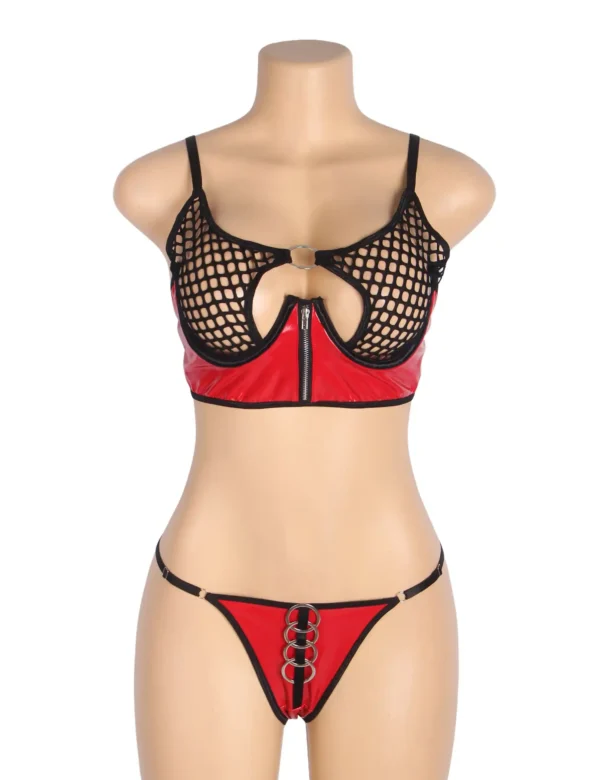 Ensemble lingerie cuir rouge à résille et anneaux (2) Ensemble lingerie cuir rouge à résille et anneaux