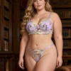 Ensemble lingerie lilas à fleurs brodées (1) Ensemble lingerie lilas à fleurs brodées