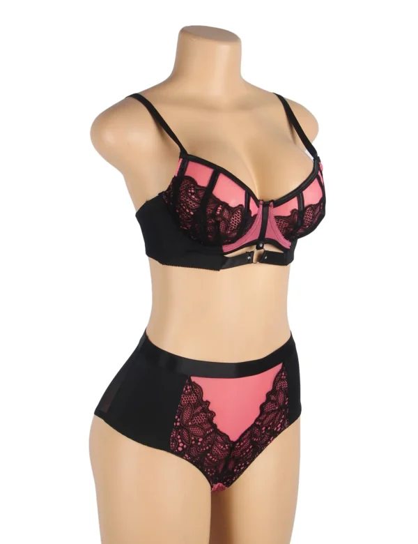 Ensemble noir et rose culotte haute et harnais (11) Ensemble noir et rose culotte haute et harnais