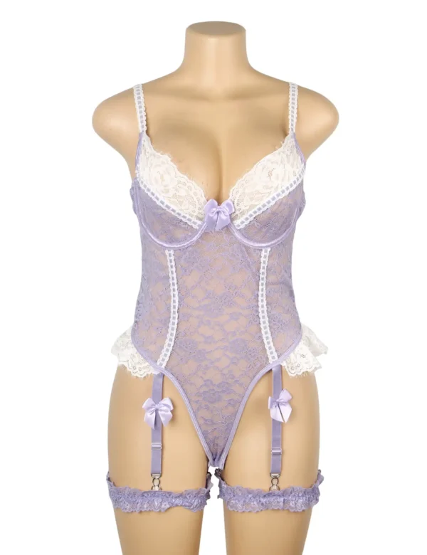 Guêpière lilas en dentelle et volants (7) Guêpière lilas en dentelle et volants
