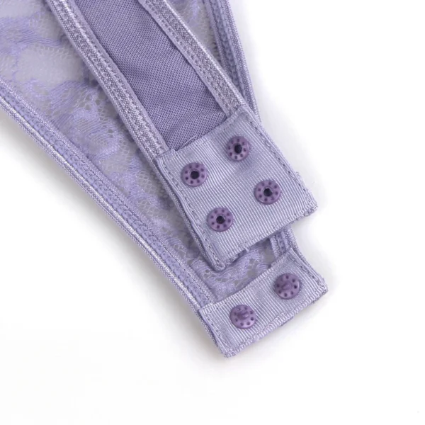 Guêpière lilas en dentelle et volants (8) Guêpière lilas en dentelle et volants