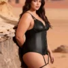 Guêpière noire effet cuir zippée (5) Guêpière noire effet cuir zippée
