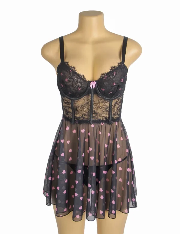 Nuisette dentelle noire et voile à coeurs roses (3) Nuisette dentelle noire et voile à cœurs roses