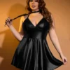 Nuisette noire évasée effet cuir mat (2) Nuisette noire évasée effet cuir mat