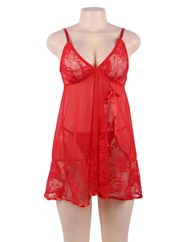 Nuisette rouge évasée en dentelle (avant) Nuisette rouge évasée en dentelle