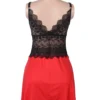 Nuisette satinée rouge et dentelle noire (2) Nuisette satinée rouge et dentelle noire