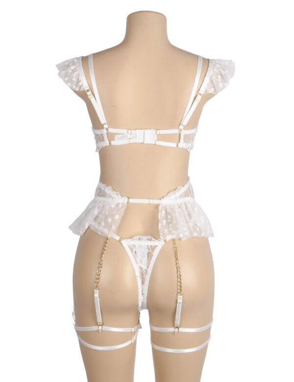 Ensemble lingerie blanc à porte-jarretelles chaînes et jarretières (5) Ensemble lingerie blanc à porte-jarretelles chaînes et jarretières