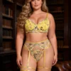 Ensemble lingerie jaune à fleurs avec porte-jarretelles (4) Ensemble lingerie jaune à fleurs avec porte-jarretelles