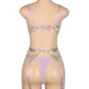 Ensemble lingerie lilas à broderies florales et porte-jarretelles (2) Ensemble lingerie lilas à broderies florales et porte-jarretelles