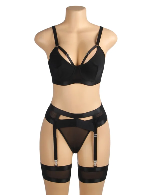 Ensemble lingerie noir à découpes et porte-jarretelles (3) Ensemble lingerie noir à découpes et porte-jarretelles