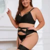 Ensemble lingerie noir à découpes et porte-jarretelles (6) Ensemble lingerie noir à découpes et porte-jarretelles