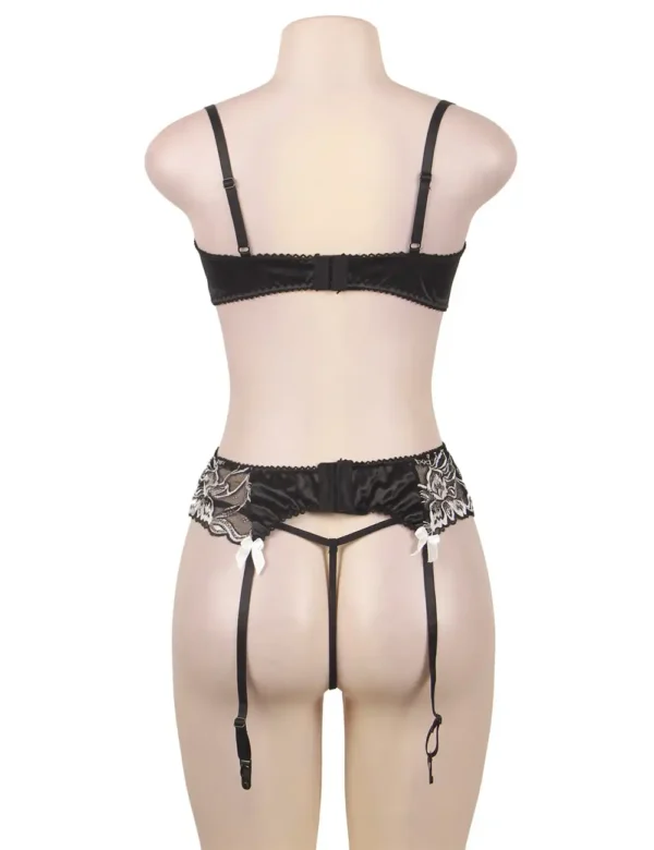Ensemble lingerie remonte-seins noir avec string fendu (5) Ensemble lingerie remonte-seins noir avec string fendu